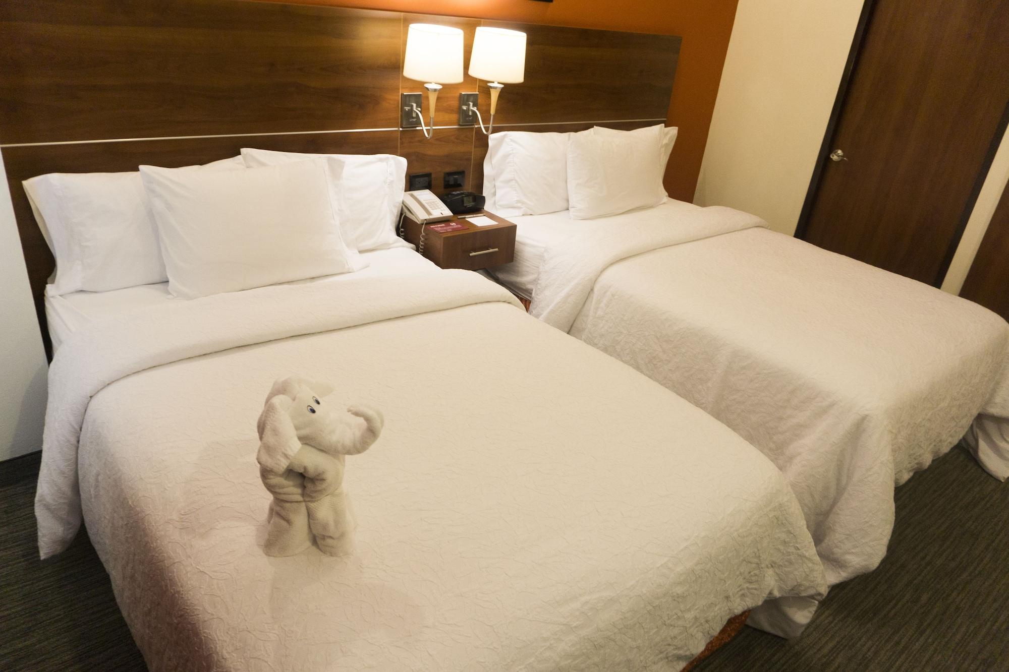 Hampton By Hilton San Juan Del Rio Hotell Eksteriør bilde