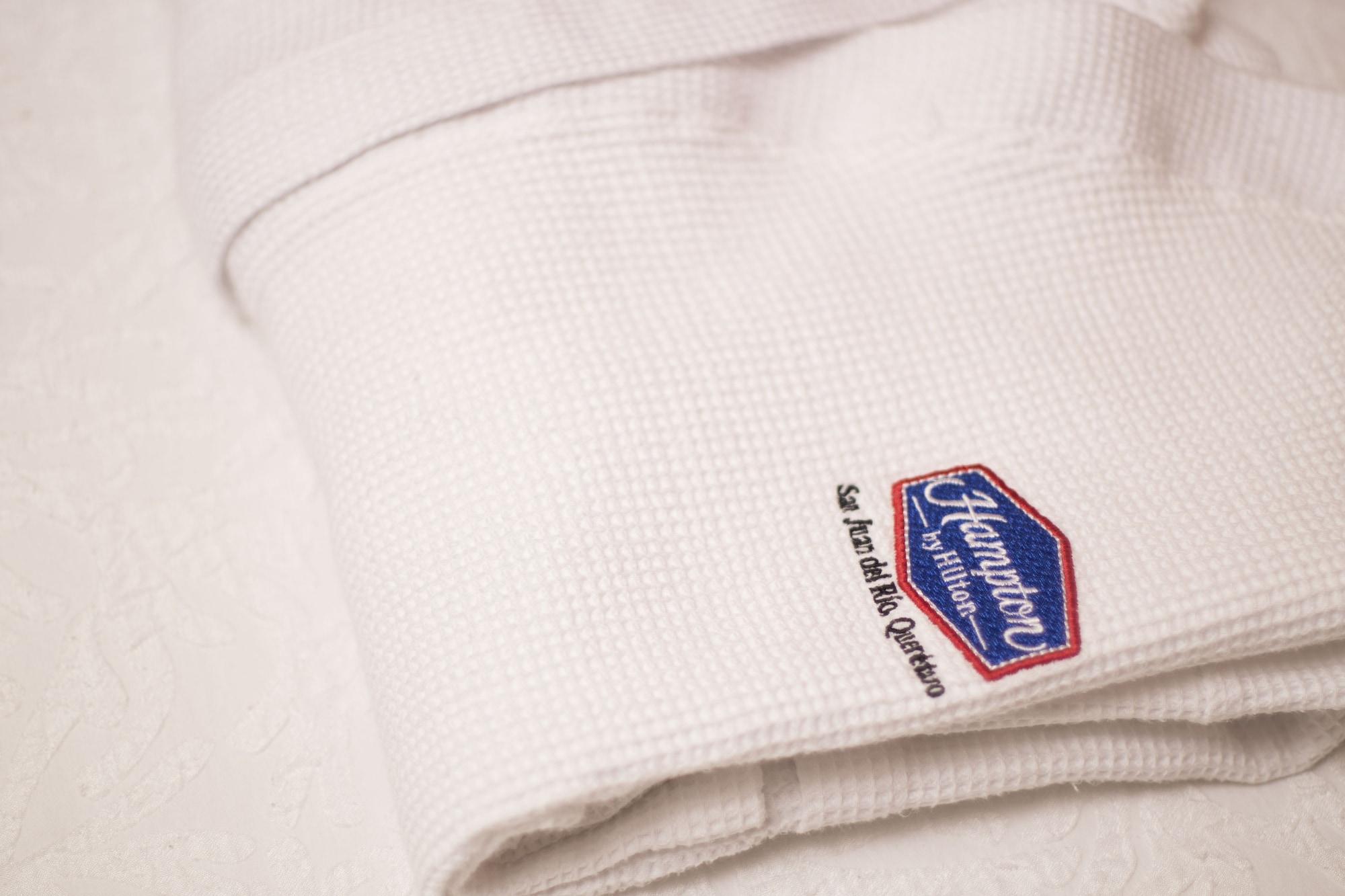 Hampton By Hilton San Juan Del Rio Hotell Eksteriør bilde