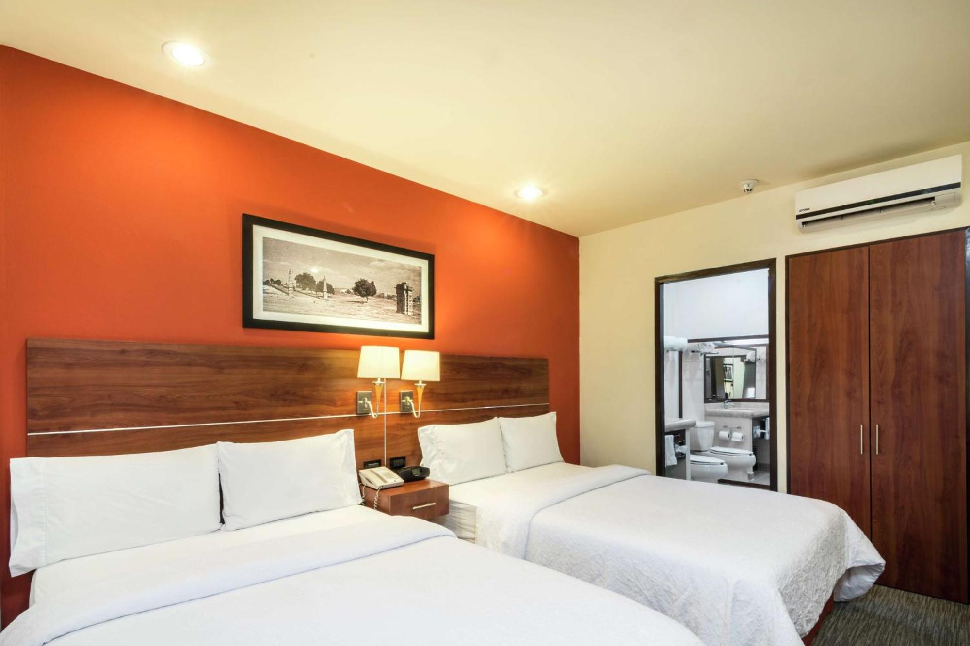 Hampton By Hilton San Juan Del Rio Hotell Eksteriør bilde