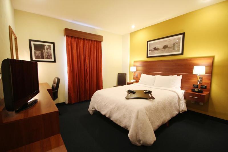 Hampton By Hilton San Juan Del Rio Hotell Eksteriør bilde